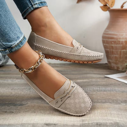 🔥Best Seller-Last Day Sale 60% OFF🔥Hot-selling plus-size women's stitched smiley loafers