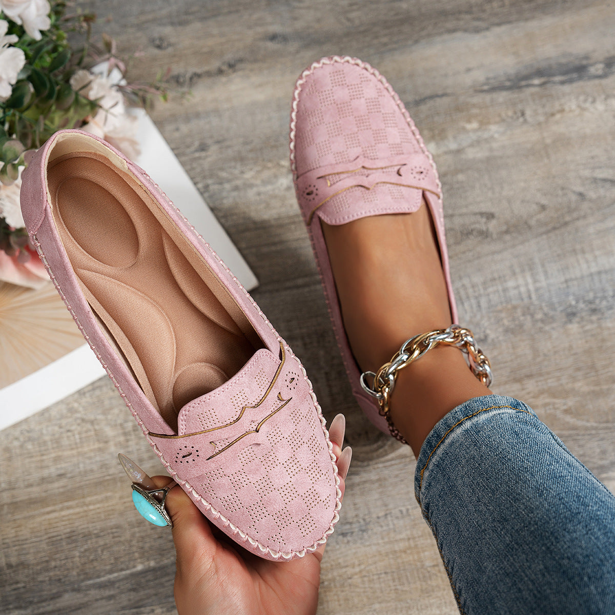 🔥Best Seller-Last Day Sale 60% OFF🔥Hot-selling plus-size women's stitched smiley loafers