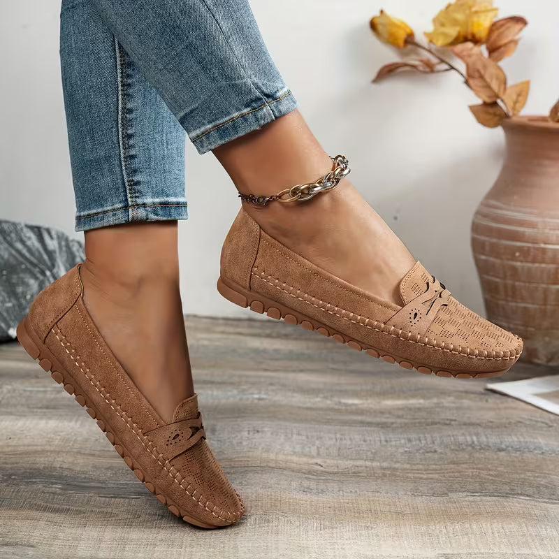 🔥Best Seller-Last Day Sale 60% OFF🔥Hot-selling plus-size women's stitched smiley loafers