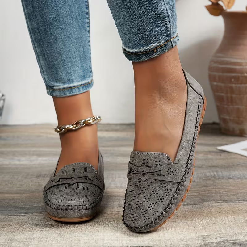 🔥Best Seller-Last Day Sale 60% OFF🔥Hot-selling plus-size women's stitched smiley loafers
