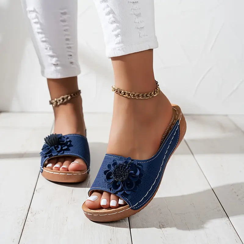 🔥 Chic Floral Embellished Comfort Sandals